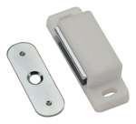 Magnetic Catch (Carded)