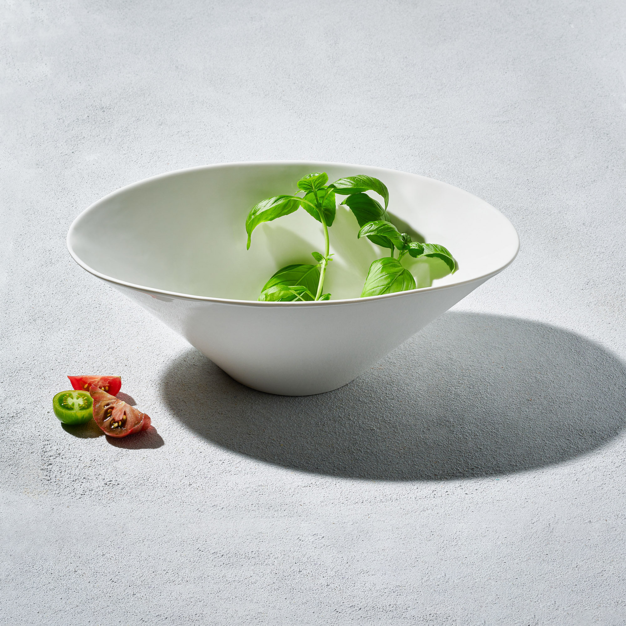 Bowl_58oz_12"_Oval Spirit_Whit