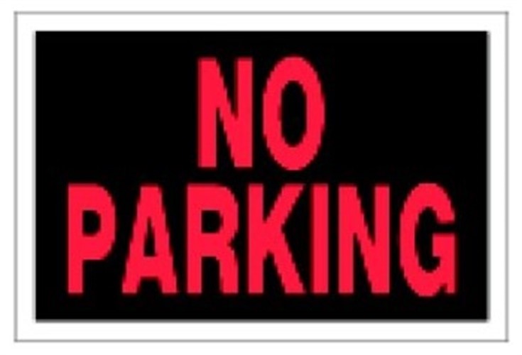 Sign "No Parking"